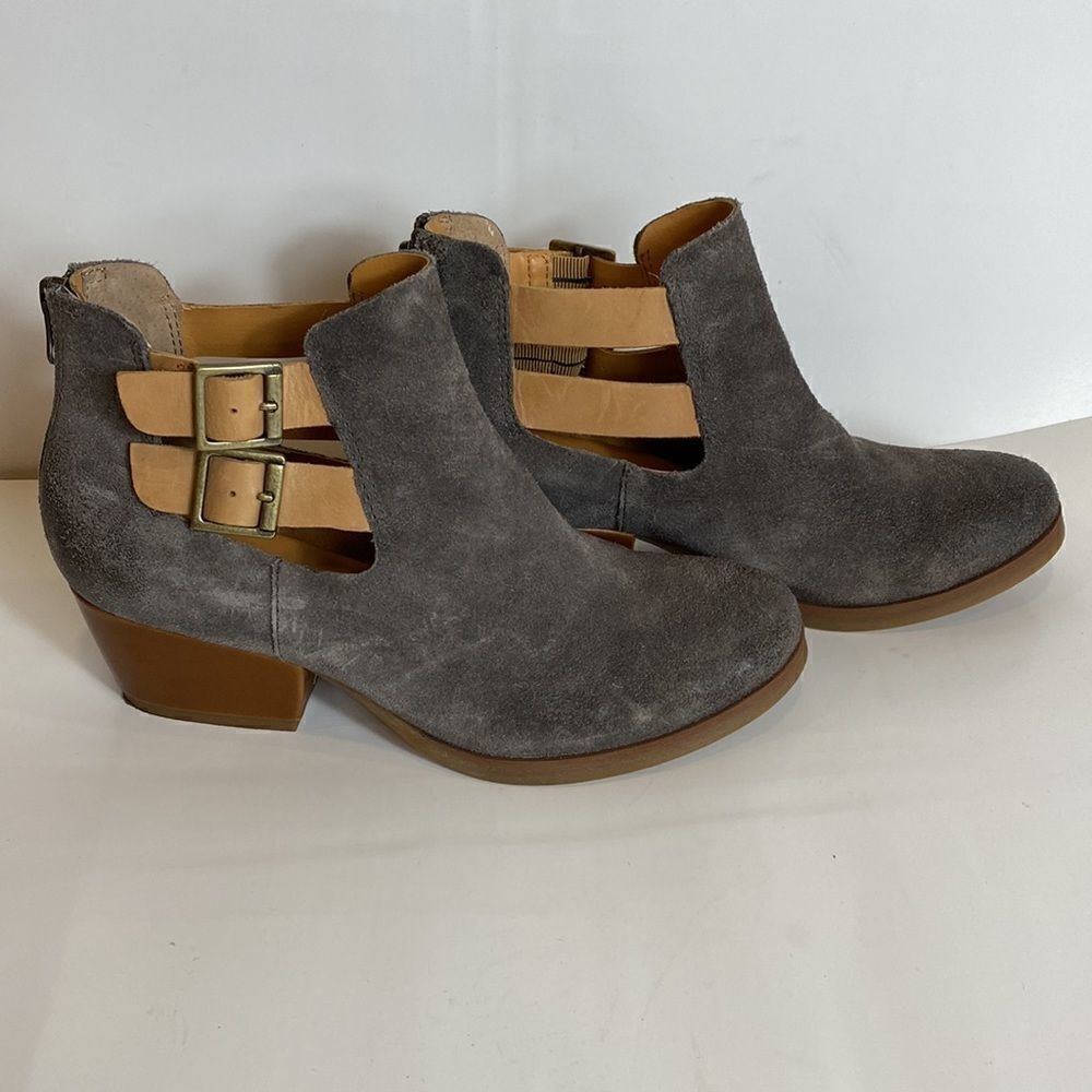 Korks gray suede leather heeled booties size 8 M - Picture 5 of 8